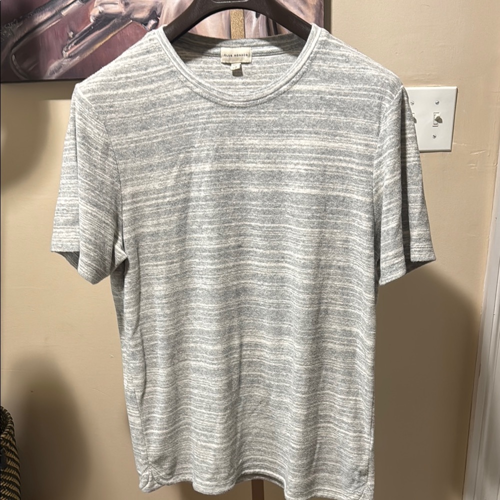 Club Monaco Gray Short Sleeve Terry Tee (Trim fit)